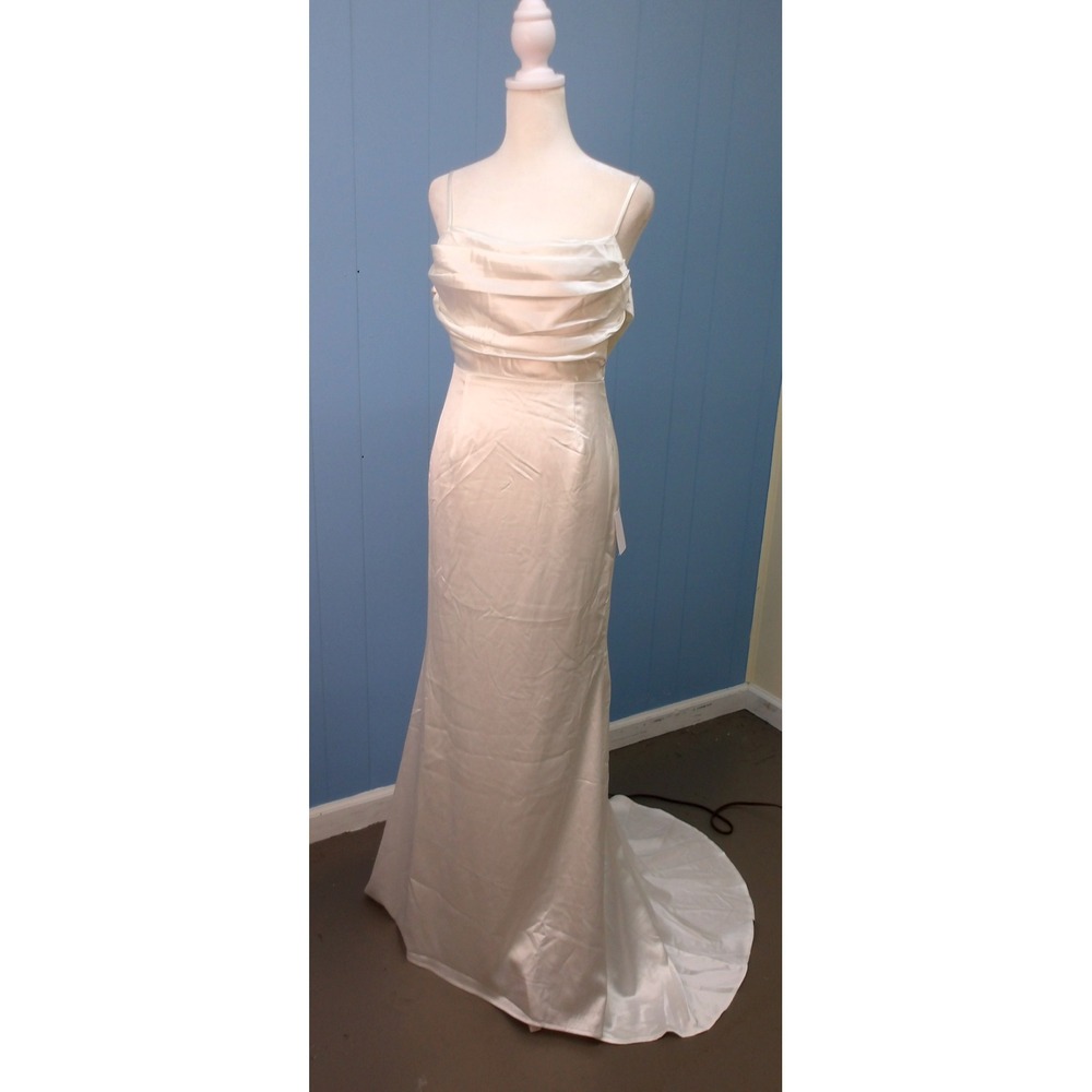 Lulus‎ Elegant White Wedding Dress Formal Evening Gown M /#9221